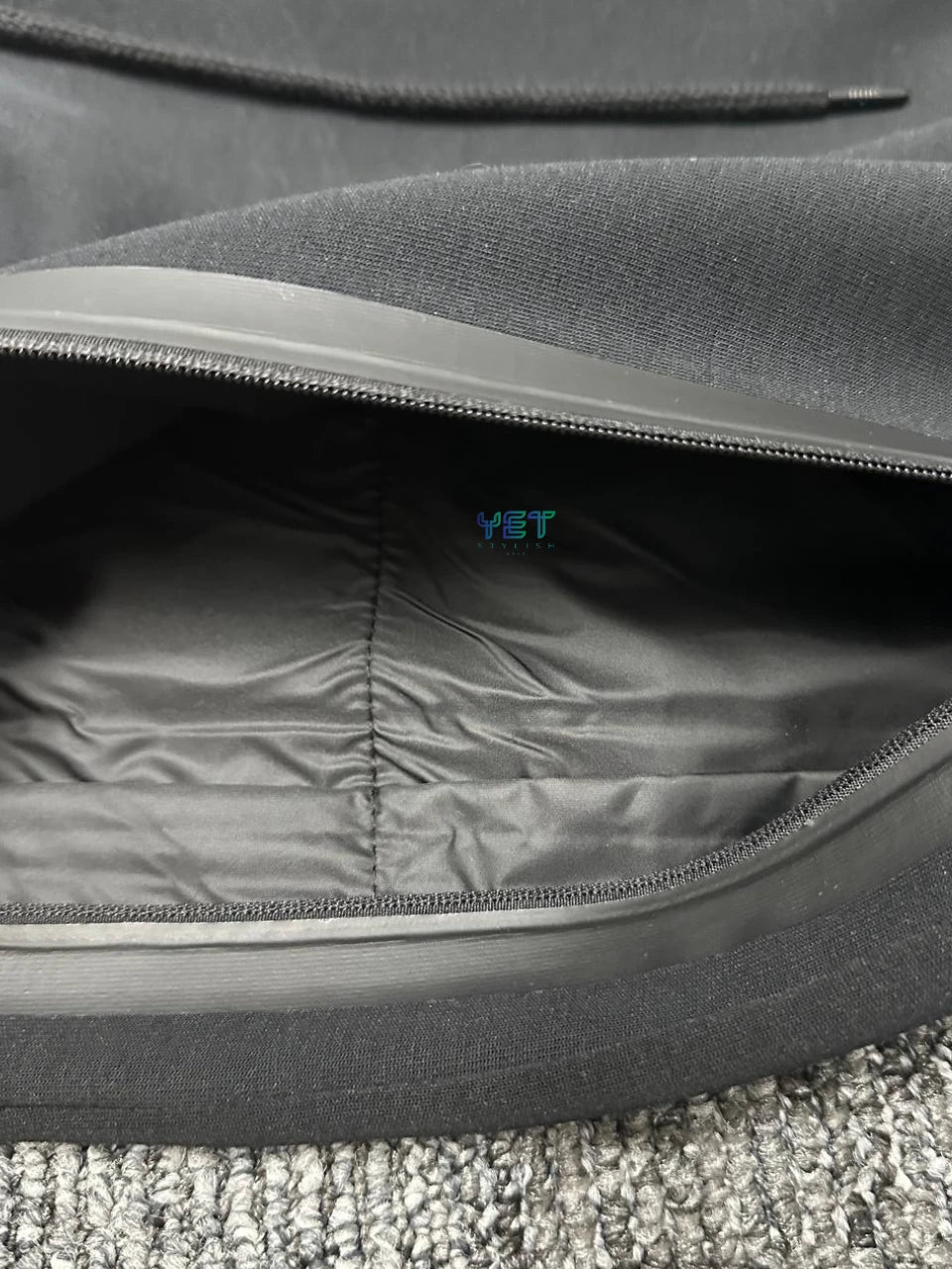 Tech Fleece Windrunner Şort - Siyah