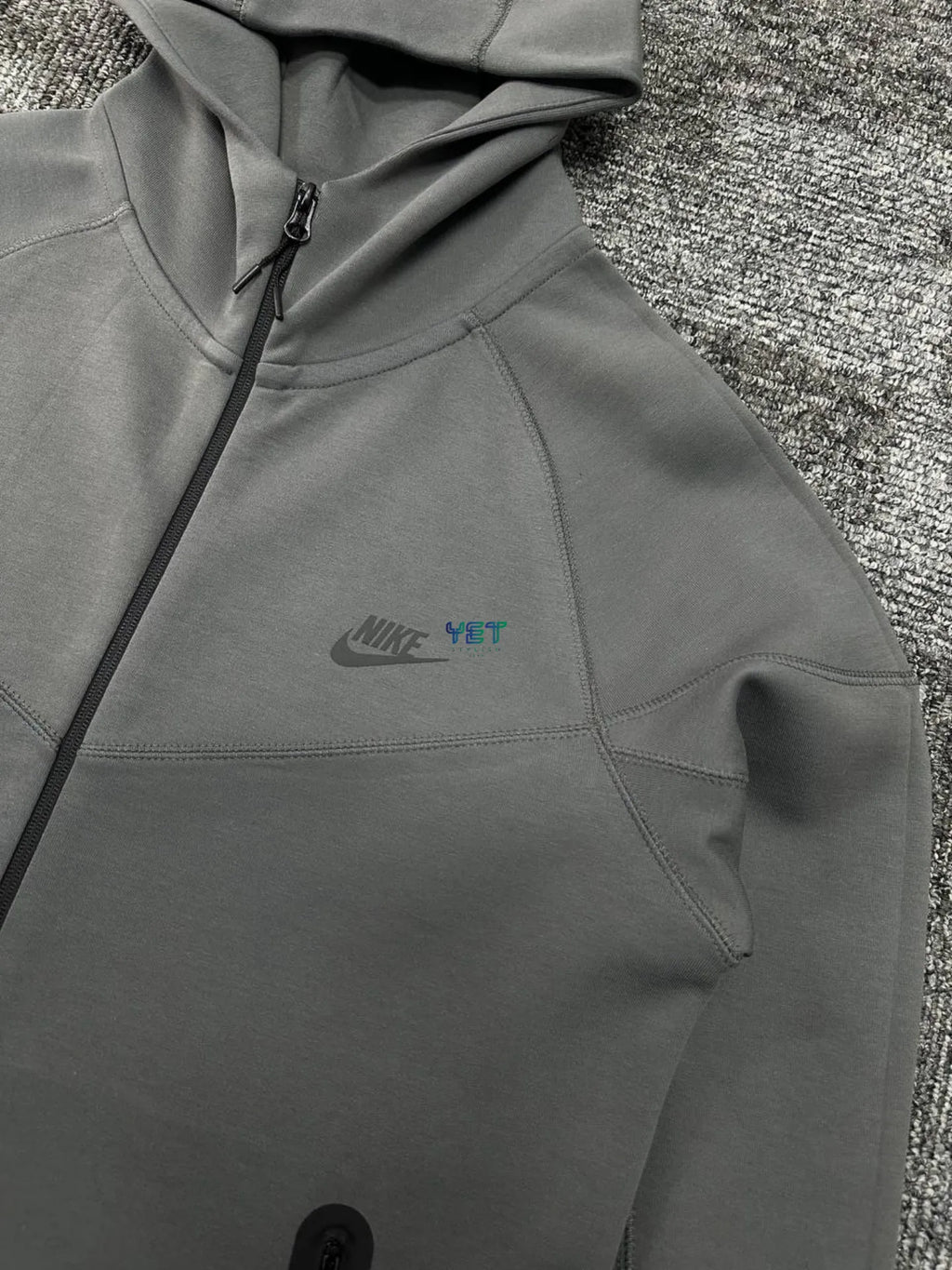 Tech Fleece Windrunner Hırka - Füme