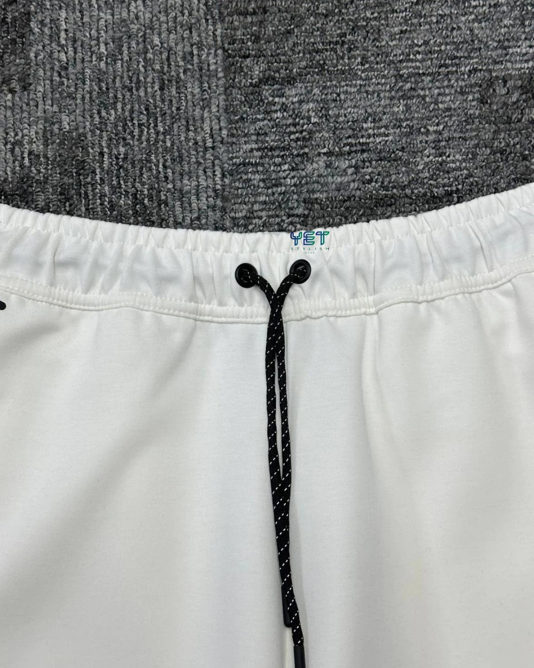 Tech Fleece Şort - Ekru Beyaz