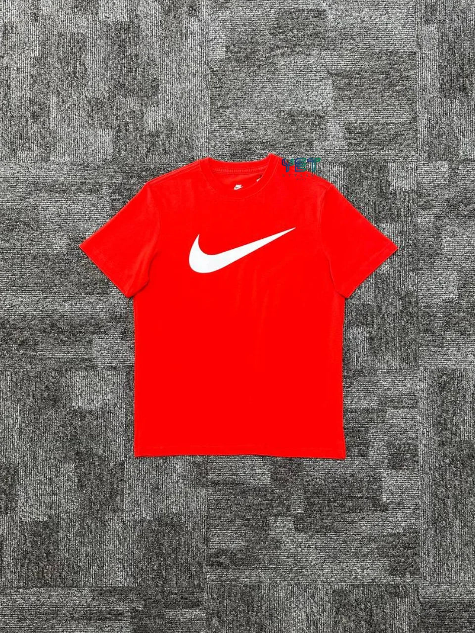 Icon Swoosh Tişört - Kırmızı
