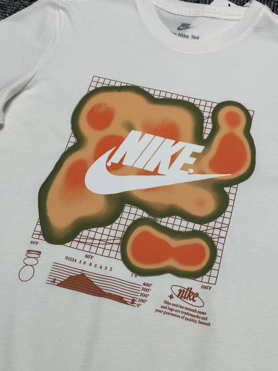 Sportswear Thermal Graphic Tişört - Ekru Beyaz