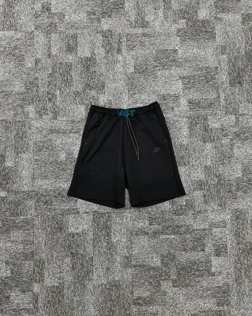 Tech Fleece Şort - Siyah
