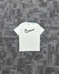 Swoosh Tişört - Ekru Beyaz