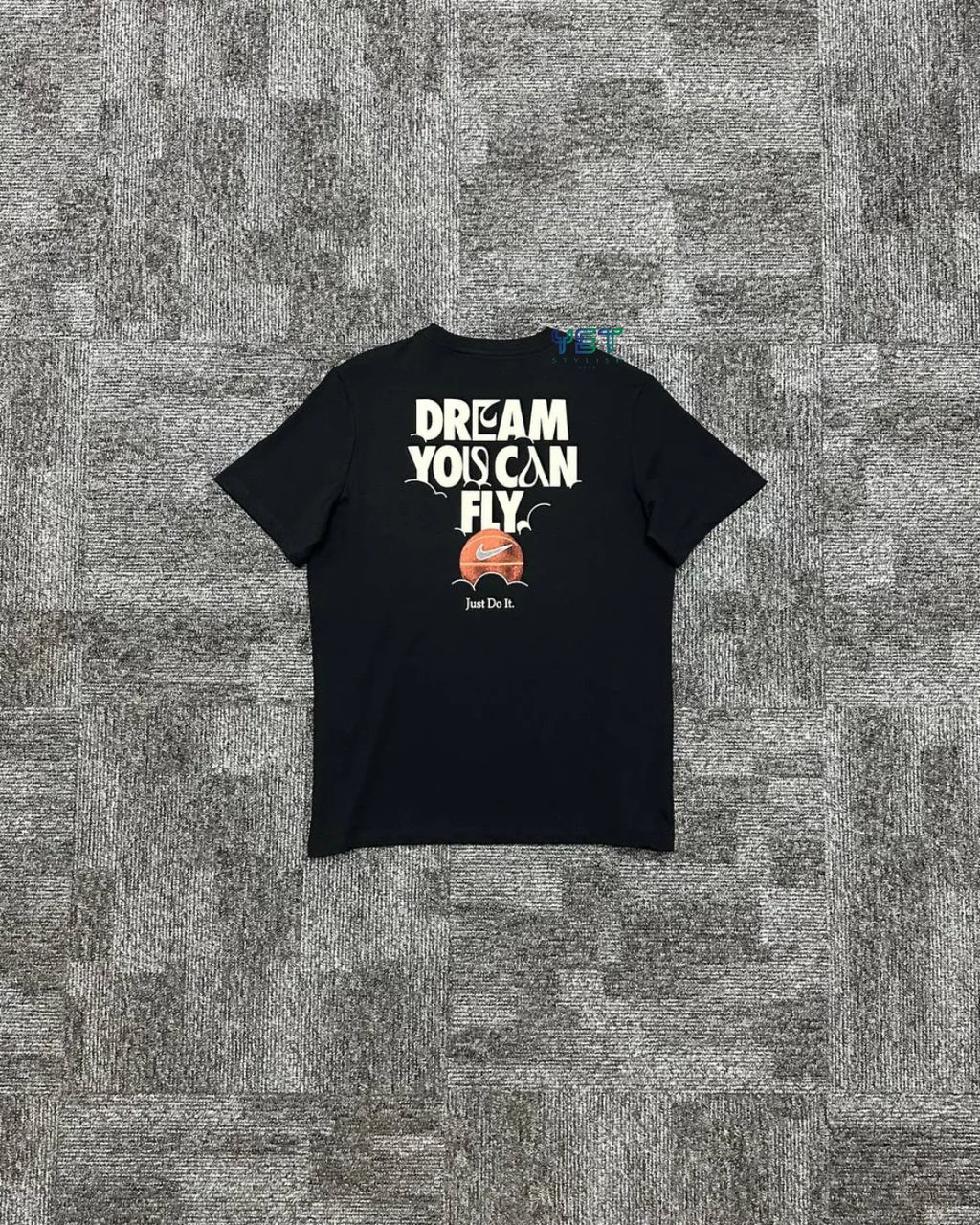 Max90 "Dream You Can Fly" Tişört - Siyah