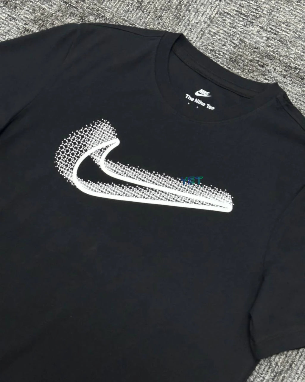 Swoosh Tişört - Siyah