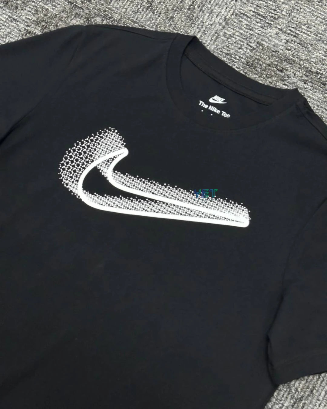 Swoosh Tişört - Siyah