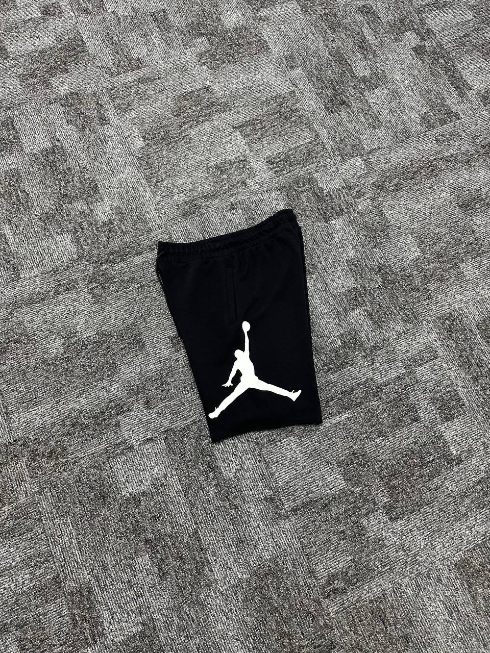 Jrdn Jumpman Logo Fleece Şort - Siyah