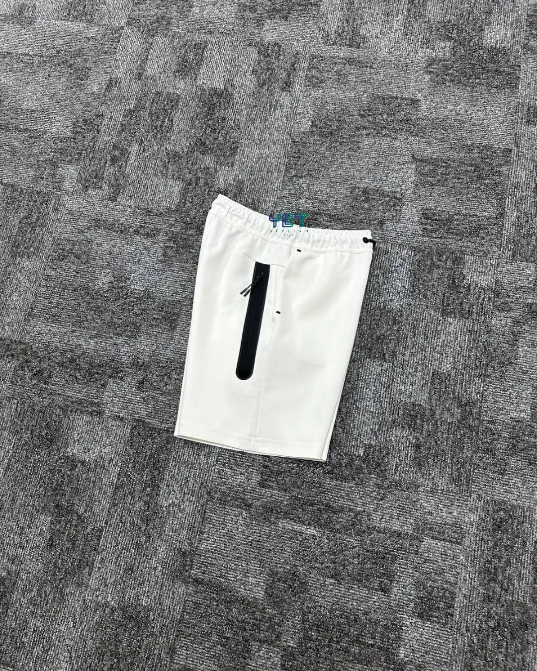 Tech Fleece Şort - Ekru Beyaz