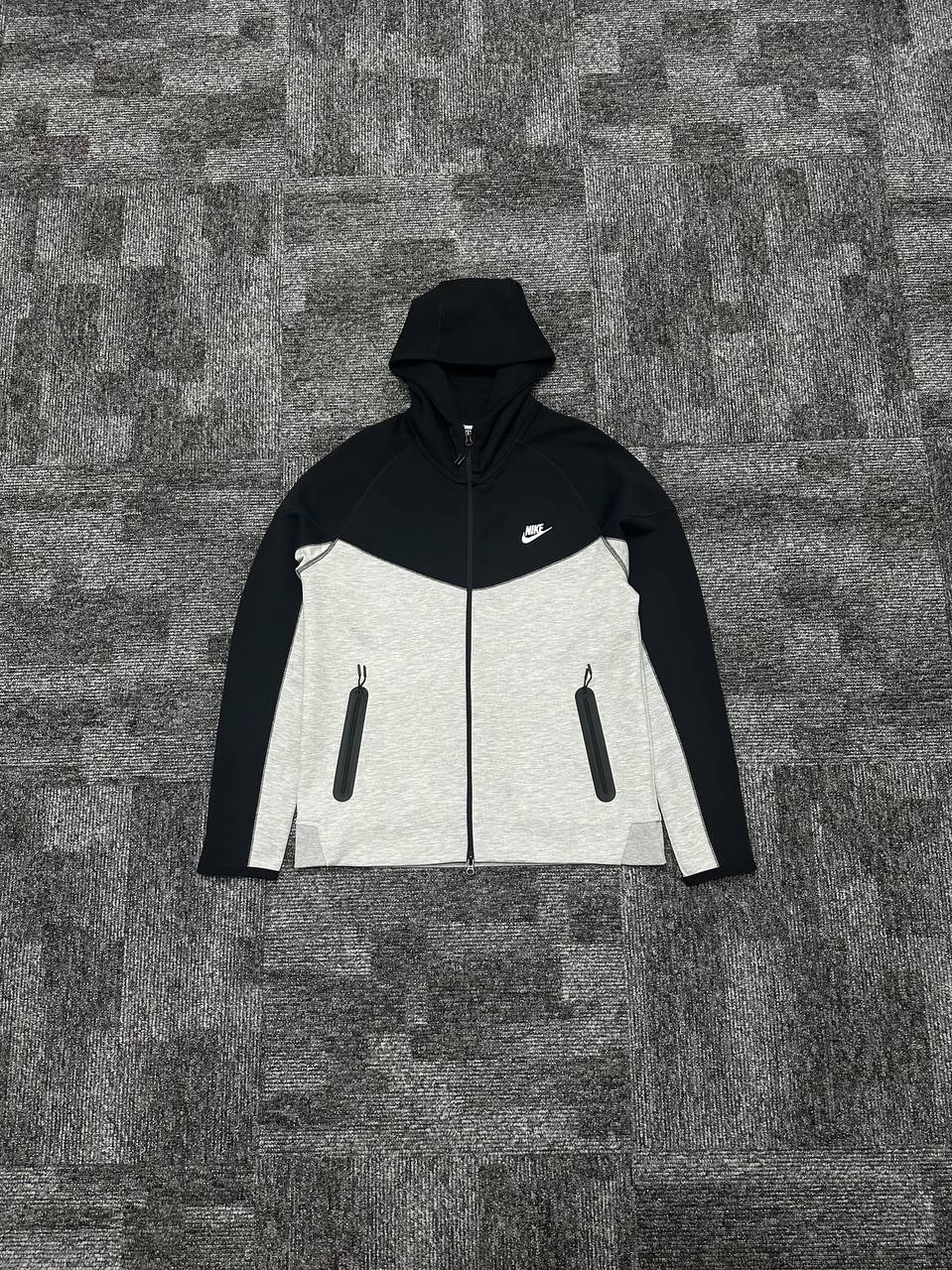 Tech Fleece Windrunner Hırka - Gri Melanj & Siyah