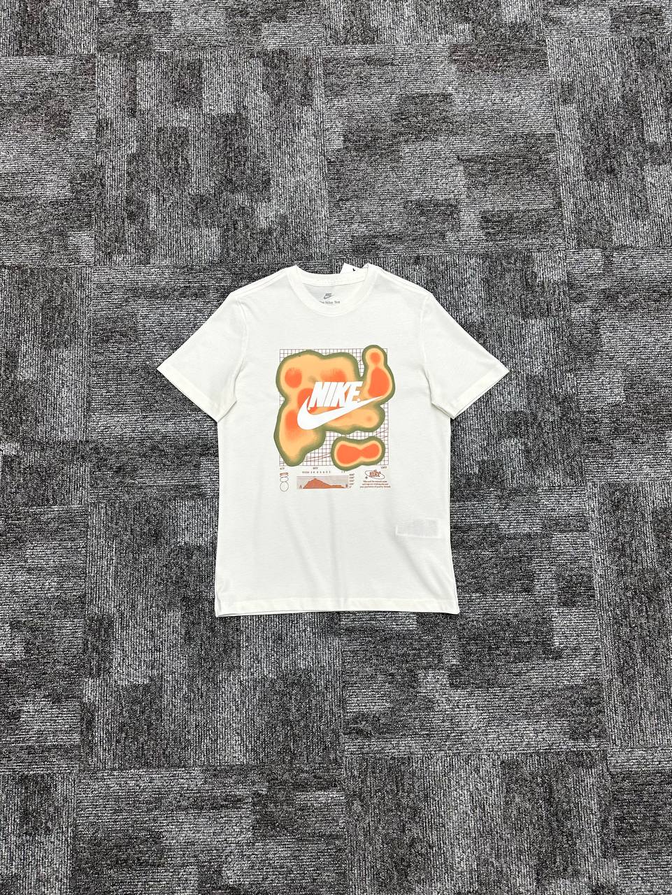 Sportswear Thermal Graphic Tişört - Ekru Beyaz