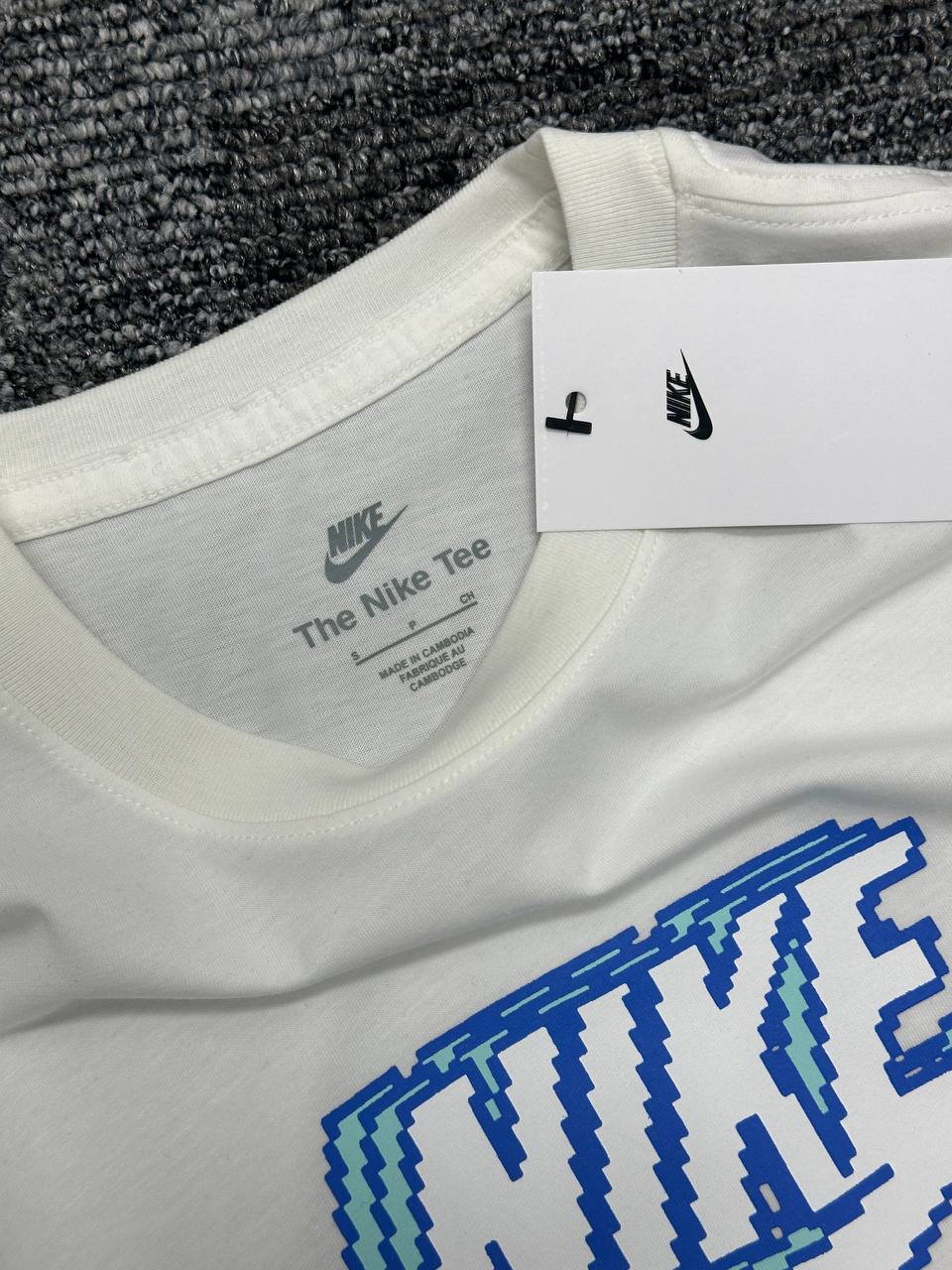 Sportswear M90 Futura Tişört - Ekru Beyaz
