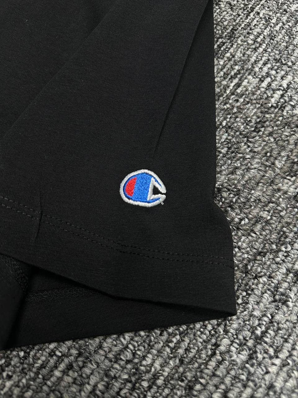 Crewneck Tişört - Siyah