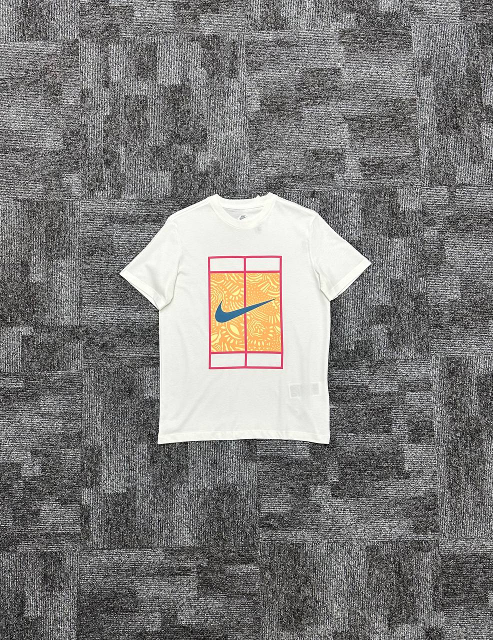Court Graphic Tişört - Ekru Beyaz