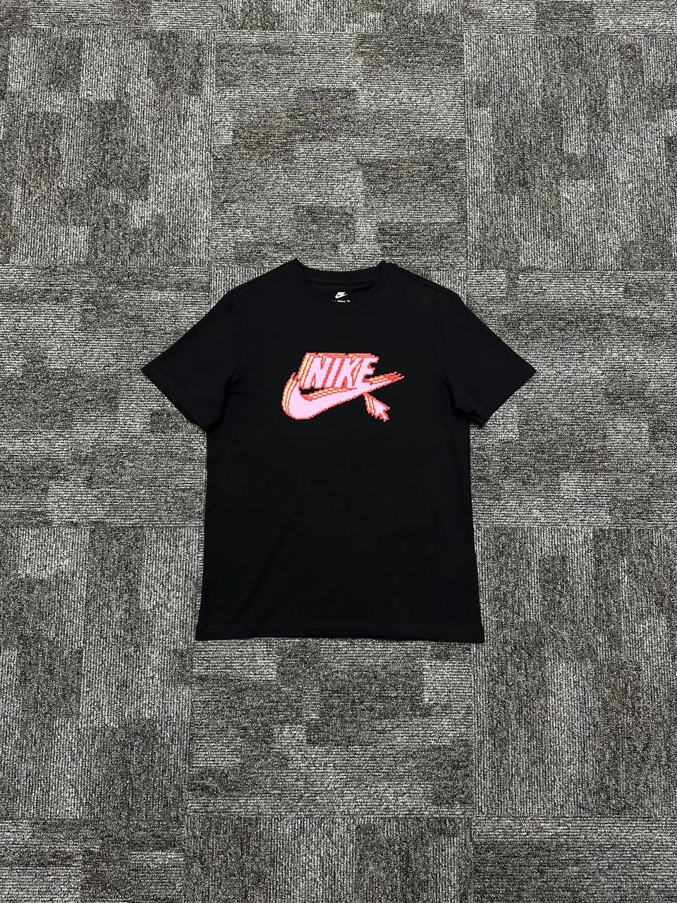 Sportswear M90 Futura Tişört - Siyah