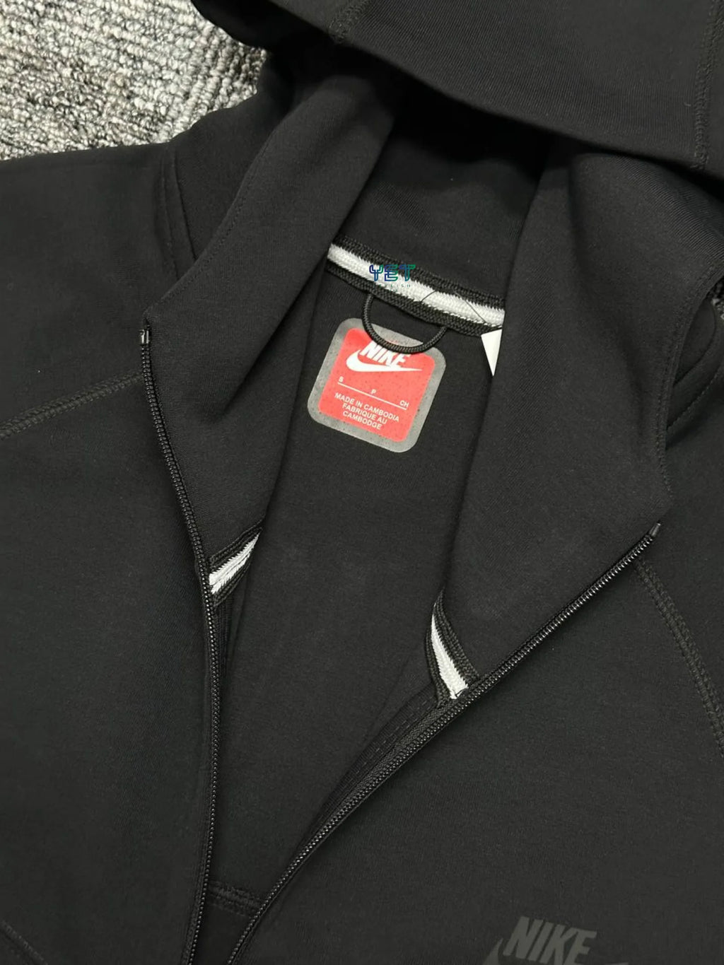 Tech Fleece Windrunner Hırka - Siyah