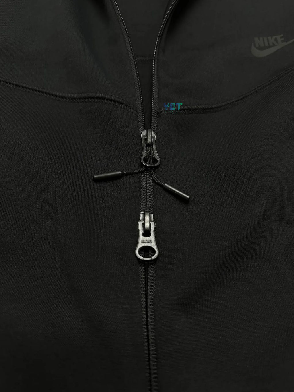 Tech Fleece Windrunner Hırka - Siyah