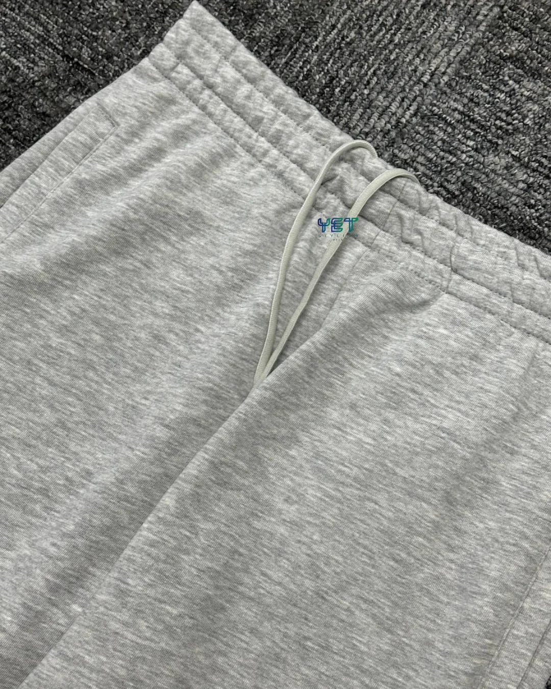 Traininig Essentials Logo Şort - Gri Melanj