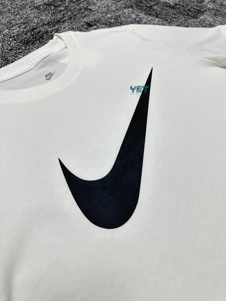 Icon Swoosh Tişört - Ekru Beyaz